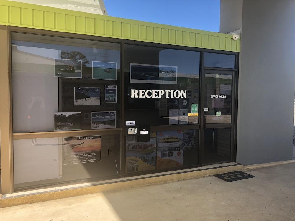Comfort Inn On Main Hervey Bay Exteriör bild