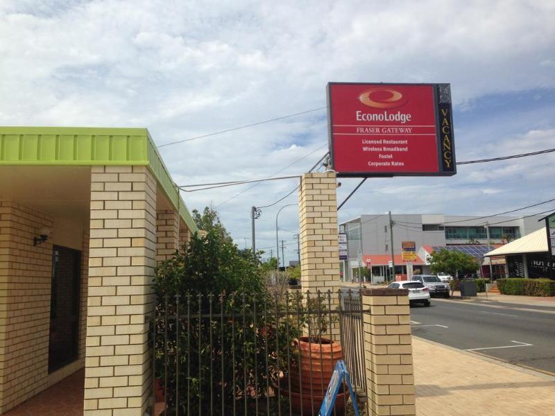 Comfort Inn On Main Hervey Bay Exteriör bild