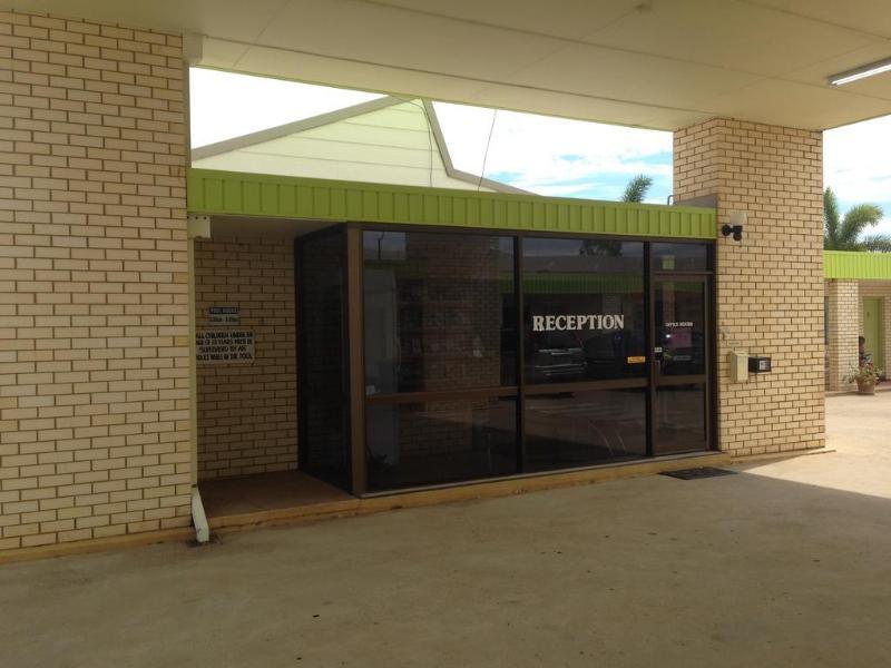 Comfort Inn On Main Hervey Bay Exteriör bild