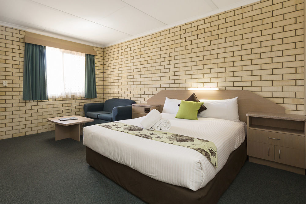 Comfort Inn On Main Hervey Bay Exteriör bild