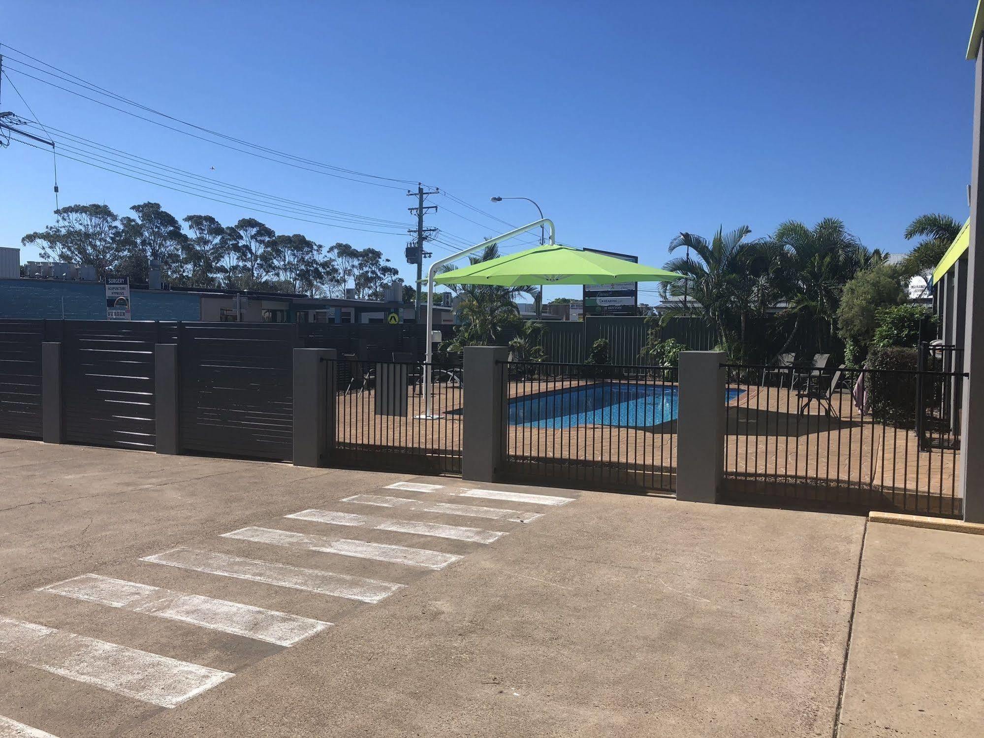 Comfort Inn On Main Hervey Bay Exteriör bild