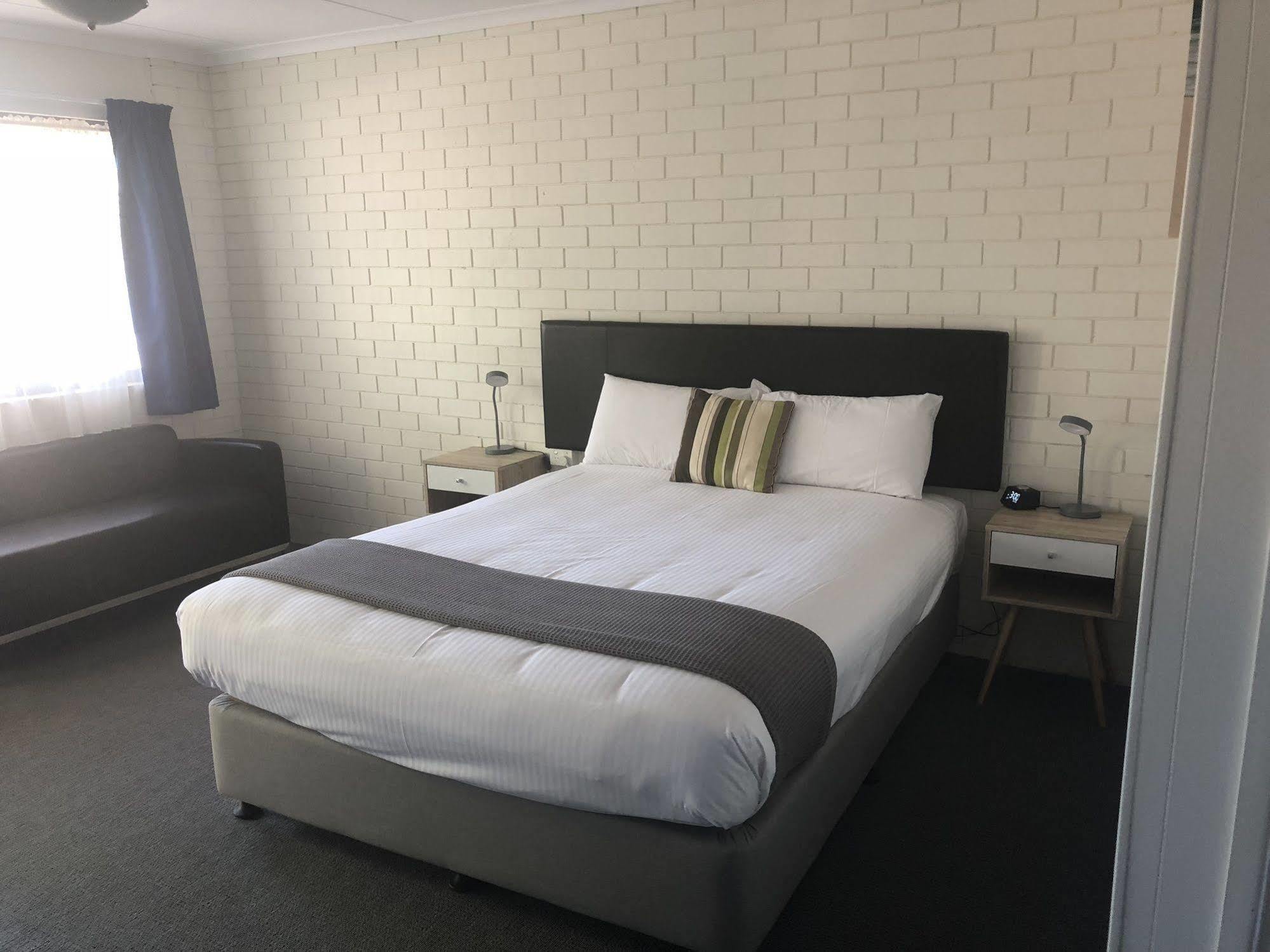 Comfort Inn On Main Hervey Bay Exteriör bild